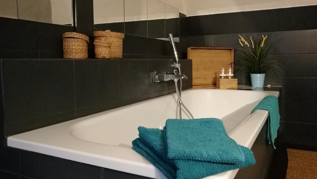A Casa Nostra Nel Centro Storico Appartement Turijn Buitenkant foto